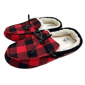 Nordstrom Rack Red‎ Black Buffalo Plaid Moccasin Slippers Size Medium